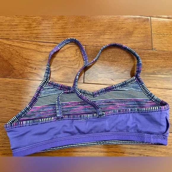 Ivivva Sports Bra, Great for Tweens! - Picture 5 of 7
